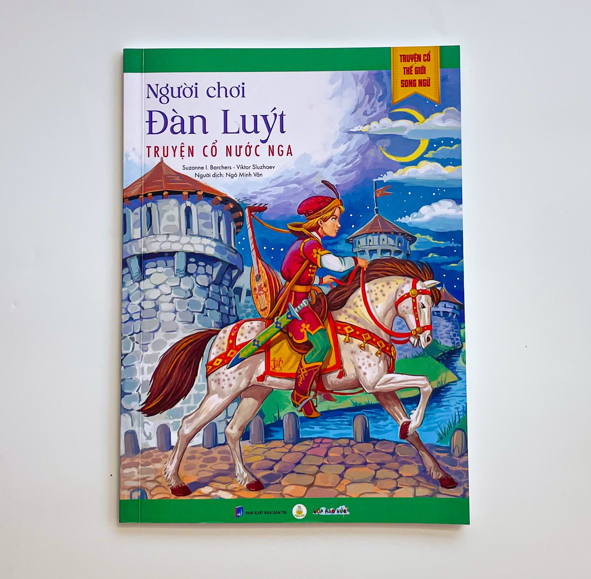 Sách Người chơi đàn luýt - Truyện cổ nước Nga 6-10 tuổi