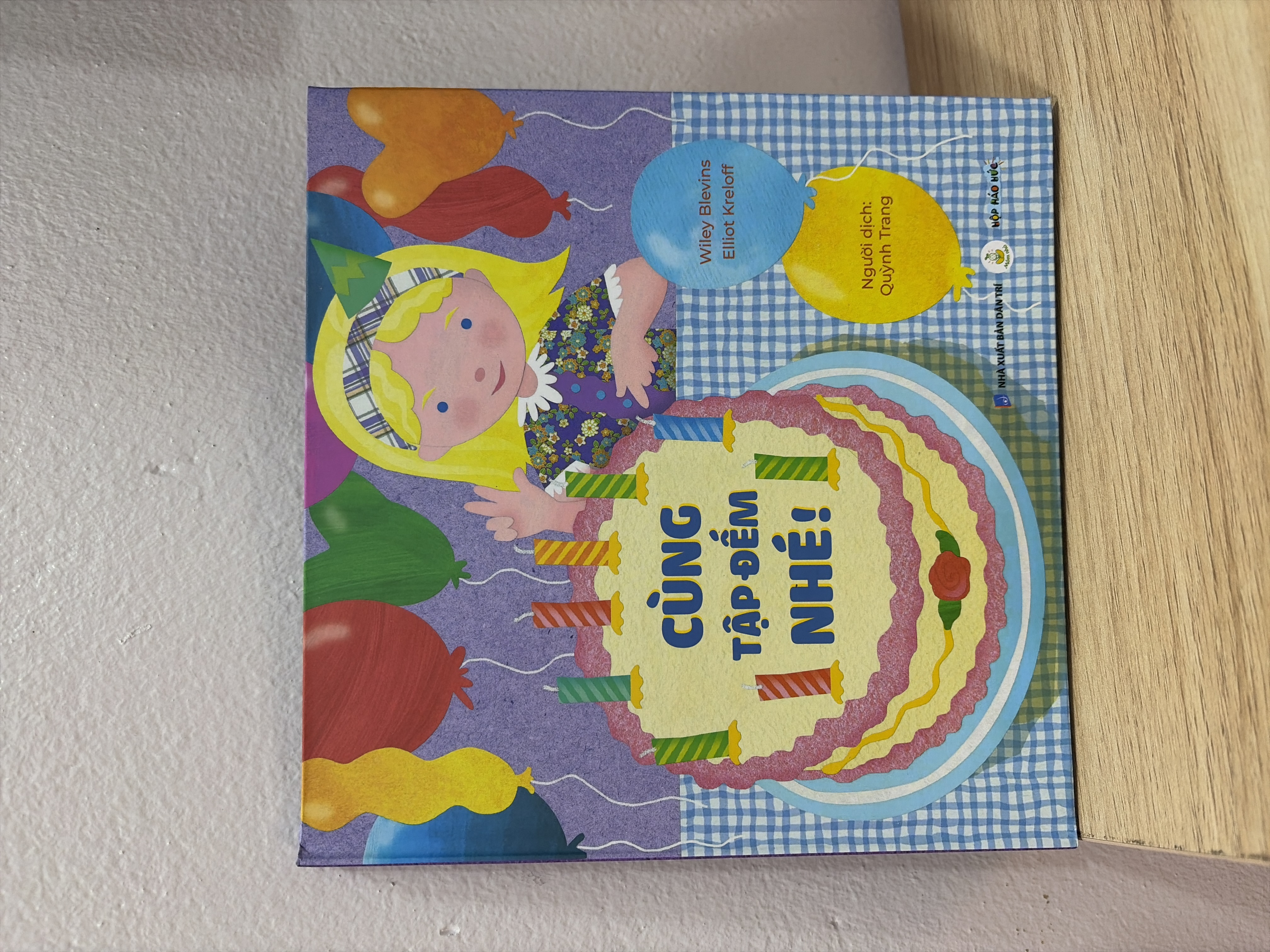 Sách Cùng Tập Đếm Nhé