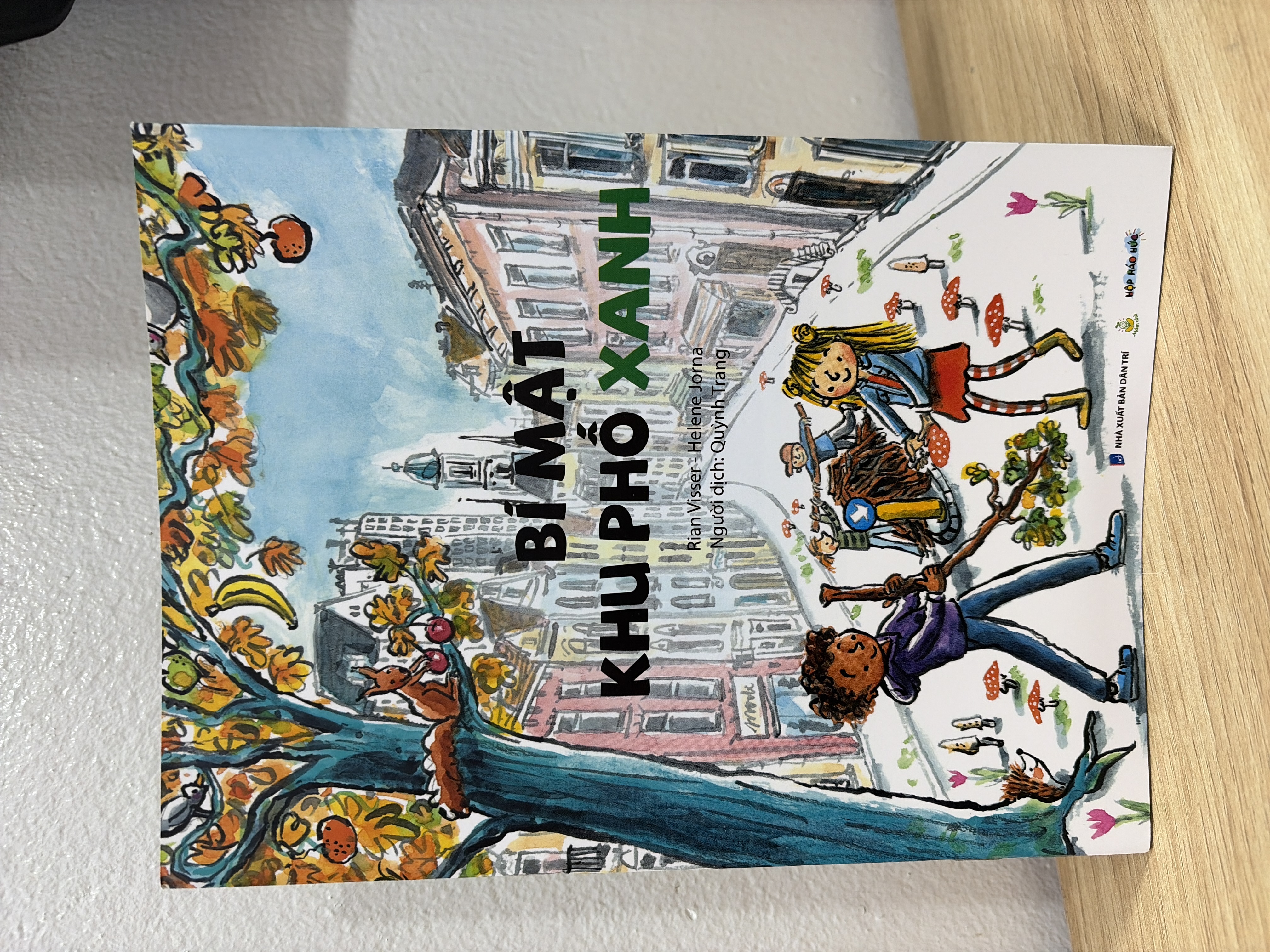 Sách Bí Mật Khu Phố Xanh